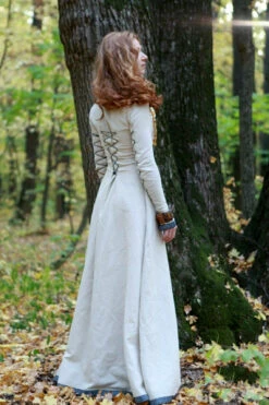 Classic Medieval Dress With Lacing Sunshine Janet -EpicCosplay Shop Classic Medieval Dress with Lacing Sunshine Janet 2
