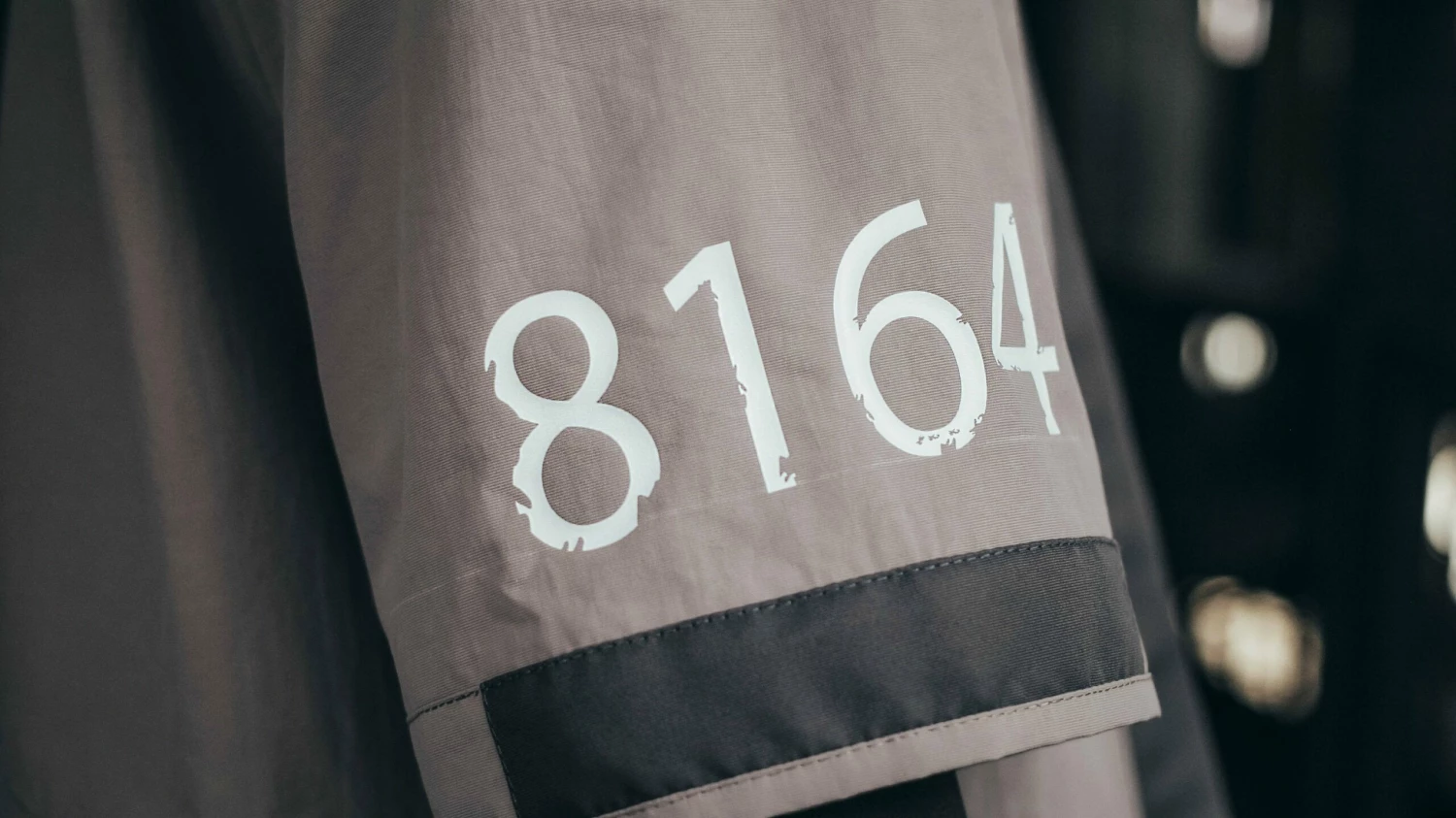 DBC RK200 Marcus Cosplay Costume Robot Cosplay Costume Uniform Men's Android Cosplay Detroit Become Human Marcus Cosplay Costume 6 DBC RK200 Marcus Cosplay Costume Robot Cosplay Costume Uniform Men's Android Cosplay Detroit Become Human Marcus Cosplay Costume - Image 4