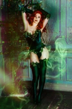 Poison Ivy Costume Poison Ivy Outfit For Adults Women Dr. Pamela Lillian Isley -EpicCosplay Shop PoisonIvyCostumePoisonIvyOutfit3