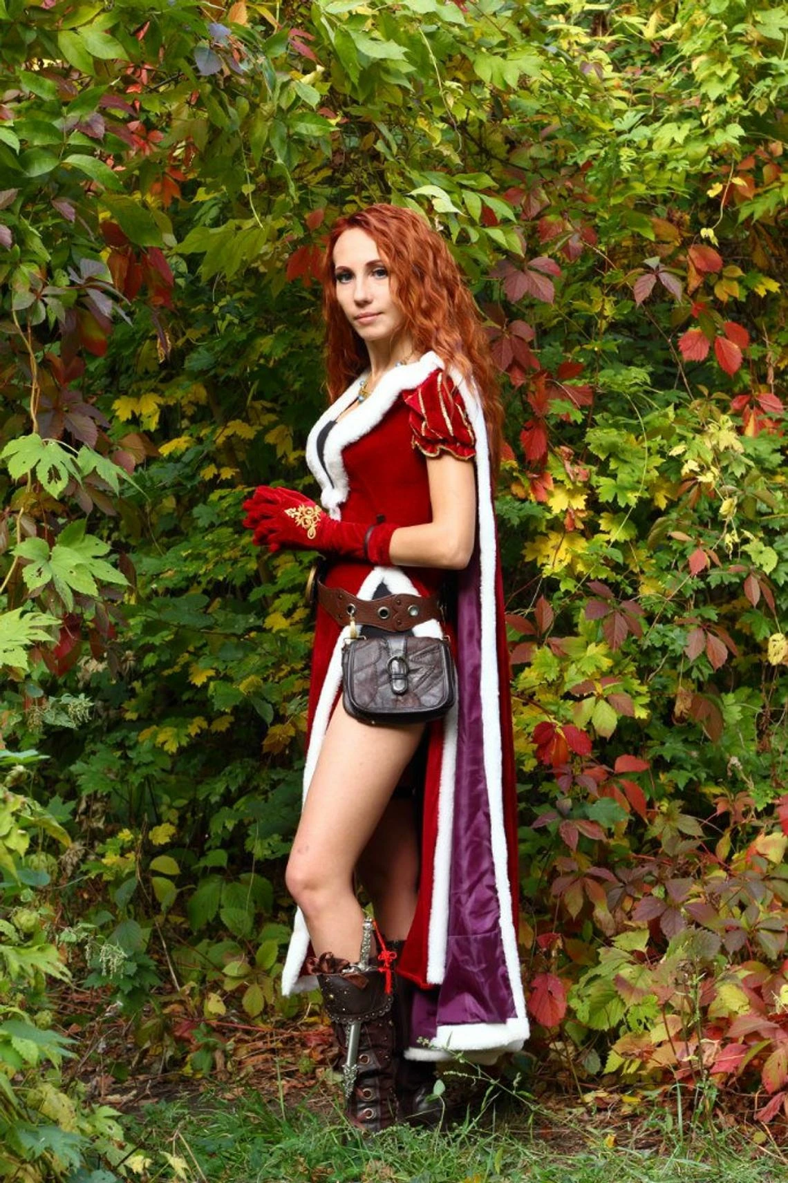 Princess Wizard Dress Cosplay Costume Red Medieval Outfit With Cloak And Gloves 6 Princess Wizard Dress Cosplay Costume Red Medieval Outfit With Cloak And Gloves - Image 4