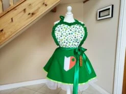 St Patrick's Day Apron, Irish Style Apron, Shamrock Irish Collection -EpicCosplay Shop StPatrick sDayapron 3